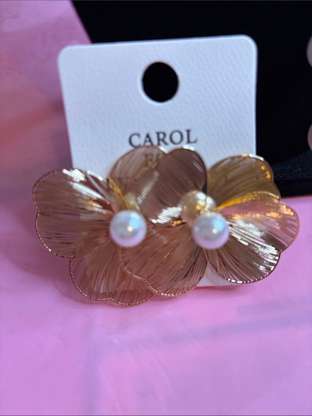 Carol Gold Floral Pearl Drop Necklace and Earrings Set - Gold - Picture 3 of 4